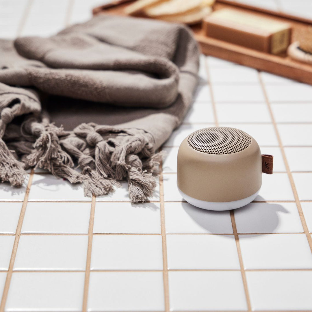 aLIGHT - Small bluetooth speaker with light | Kreafunk